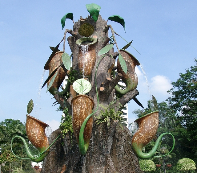 Denkmal der Kannenpflanzen in Kuala Lumpur